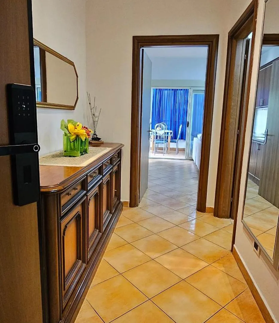 Shtepi Plazhi Buze Detit Durres,Shkembi I Kavajes Apartment
