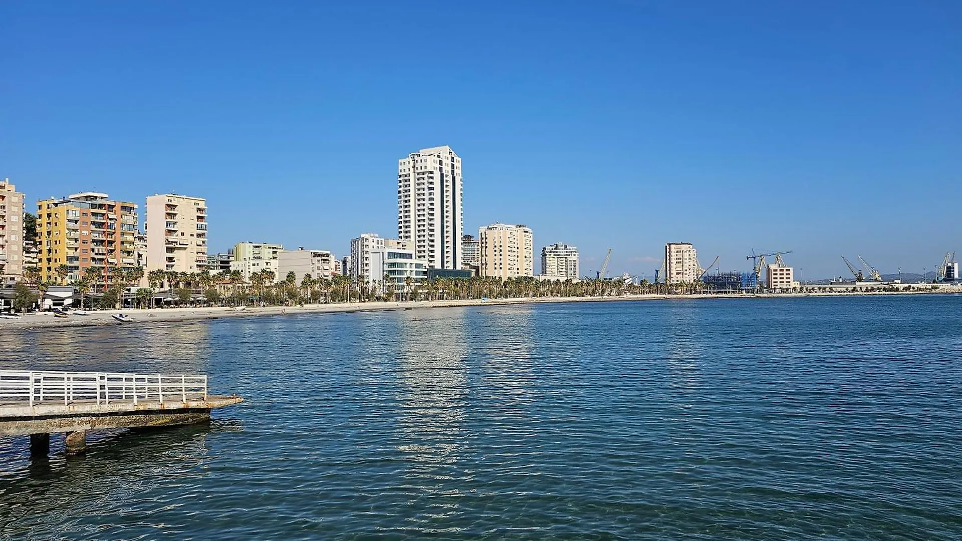 Shtepi Plazhi Buze Detit Durres,Shkembi I Kavajes Apartment